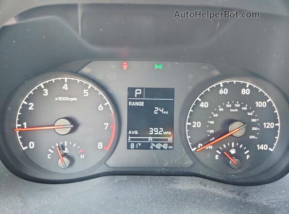 3KPC24A65NE178549 2022 HYUNDAI ACCENT White ხელსაწყოთა პანელის ხედი