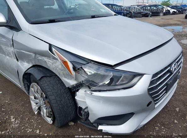 3KPC24A66LE109012 2020 HYUNDAI ACCENT Silver Widok z przodu
