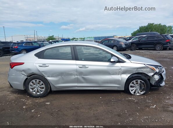3KPC24A66LE109012 2020 HYUNDAI ACCENT Silver Widok wnętrza z tyłu
