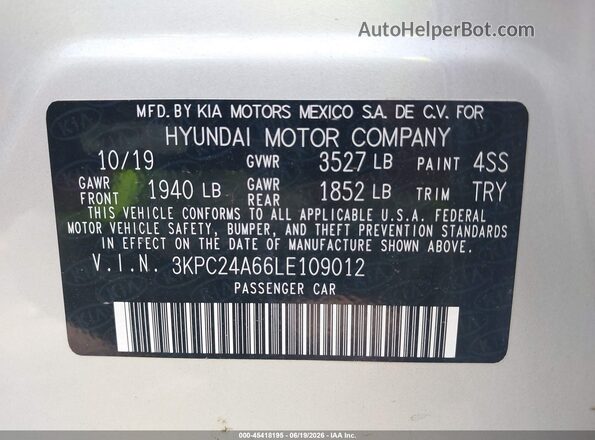 3KPC24A66LE109012 2020 HYUNDAI ACCENT Silver Widok komory silnika