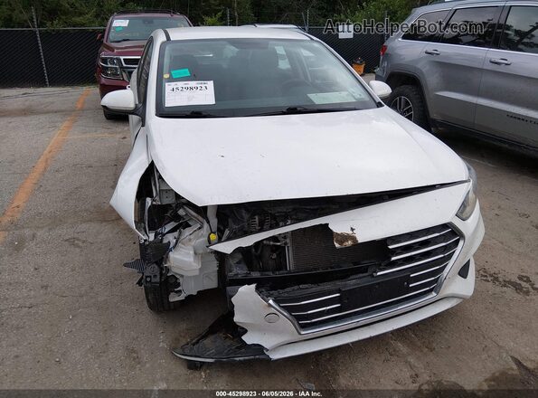 3KPC24A66ME148376 2021 HYUNDAI ACCENT White Front view