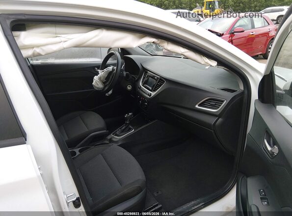 3KPC24A66ME148376 2021 HYUNDAI ACCENT White Front interior view