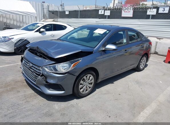 3KPC24A67LE103476 2020 HYUNDAI ACCENT Silver Vista tres cuartos delantera izquierda