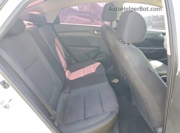 3KPC24A67LE112050 2020 HYUNDAI ACCENT White Rear seats view