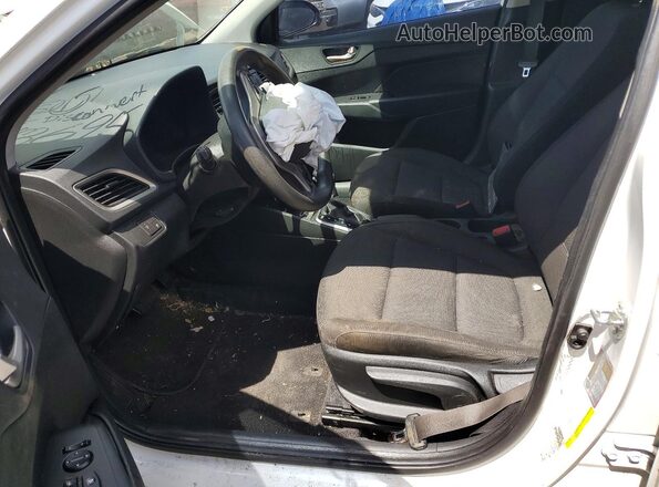 3KPC24A67LE112050 2020 HYUNDAI ACCENT White Front interior view