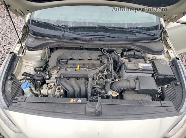 3KPC24A69LE112647 2020 HYUNDAI ACCENT Beige Սալոնի հետևի տեսք