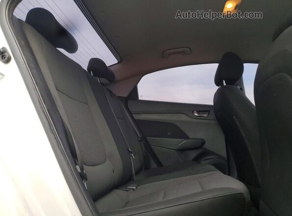 3KPC24A69LE114026 2020 HYUNDAI ACCENT White 