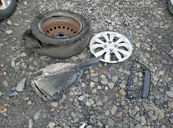 3KPC24A69LE114026 2020 HYUNDAI ACCENT White 