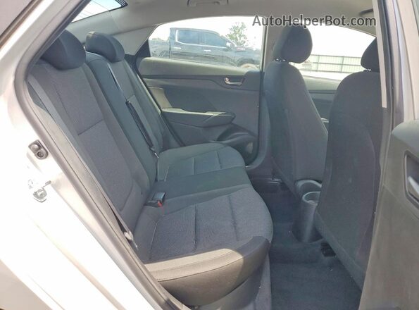 3KPC24A69ME149019 2021 HYUNDAI ACCENT Silver Vista de los asientos traseros