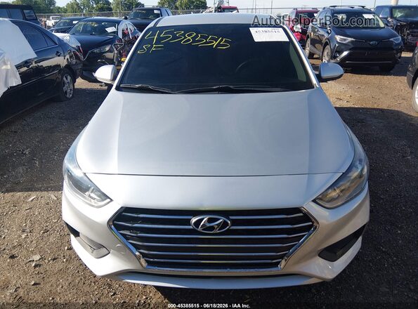 3KPC24A6XME139471 2021 HYUNDAI ACCENT Silver Widok wnętrza z tyłu