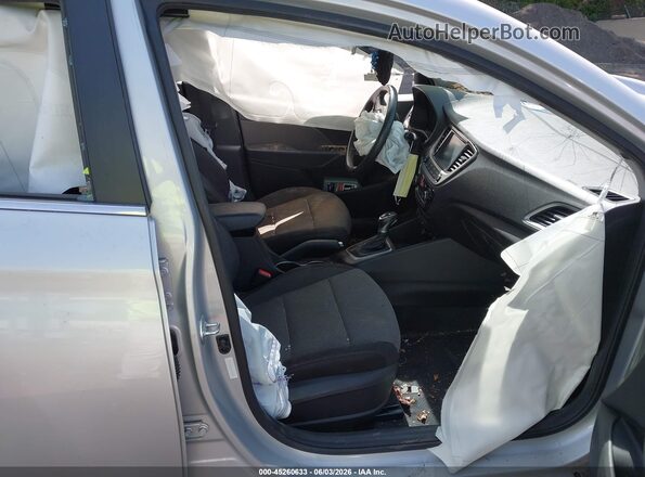 3KPC34A31KE054292 2019 HYUNDAI ACCENT Silver Սալոնի դիմացի տեսք