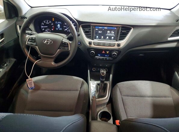 3KPC34A68ME135612 2021 HYUNDAI ACCENT Silver 