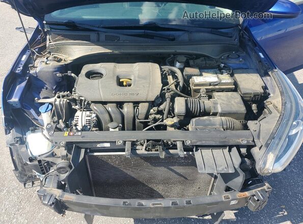 3KPF24AD0KE040411 2019 KIA FORTE Blue Rear interior view