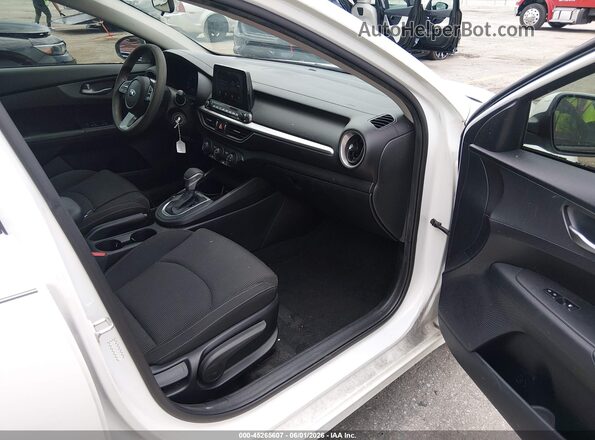 3KPF24AD0LE202944 2020 KIA FORTE White Սալոնի դիմացի տեսք
