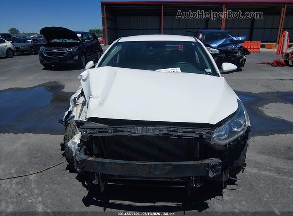 3KPF24AD0LE204936 2020 KIA FORTE White Вид задньої частини салону
