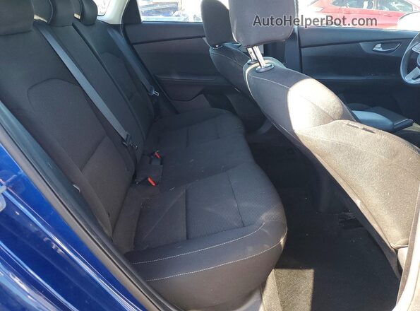 3KPF24AD0ME288645 2021 KIA FORTE Blue 