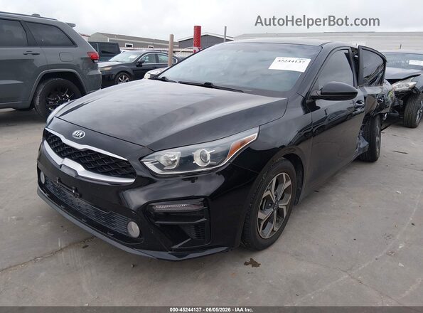 3KPF24AD0ME309381 2021 KIA FORTE Black Przód lewy