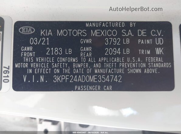 3KPF24AD0ME354742 2021 KIA FORTE White Engine compartment view
