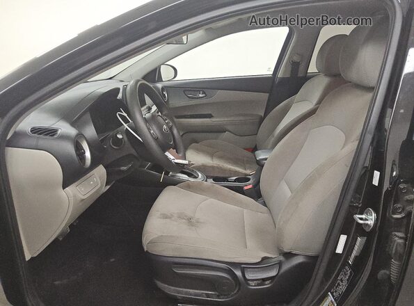 3KPF24AD0ME373629 2021 KIA FORTE Black 