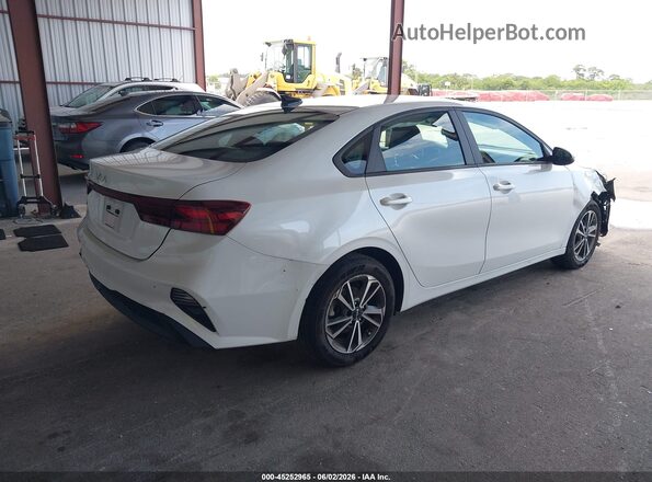 3KPF24AD0PE515112 2023 KIA FORTE White 