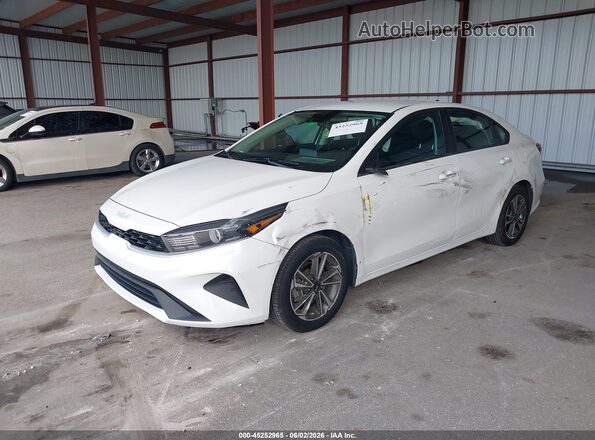 3KPF24AD0PE515112 2023 KIA FORTE White 