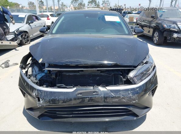 3KPF24AD0PE570661 2023 KIA FORTE Black Widok zestawu wskaźników