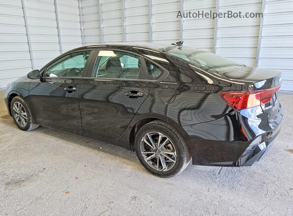 3KPF24AD0PE622063 2023 KIA FORTE Black Tył lewy