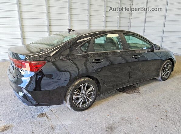 3KPF24AD0PE622063 2023 KIA FORTE Black Tył prawy