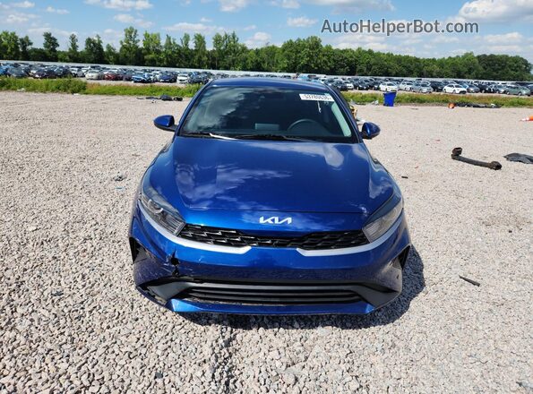 3KPF24AD0PE638389 2023 KIA FORTE Blue Вид спереду