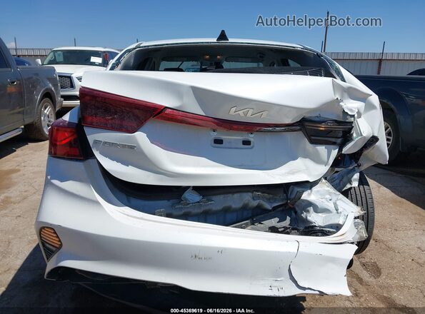 3KPF24AD0PE647478 2023 KIA FORTE White Vista del cuadro de instrumentos