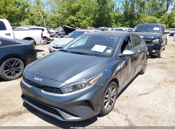 3KPF24AD0PE650137 2023 KIA FORTE Gray Vista tres cuartos delantera izquierda