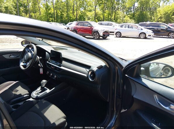 3KPF24AD0PE650137 2023 KIA FORTE Gray Vista interior delantera