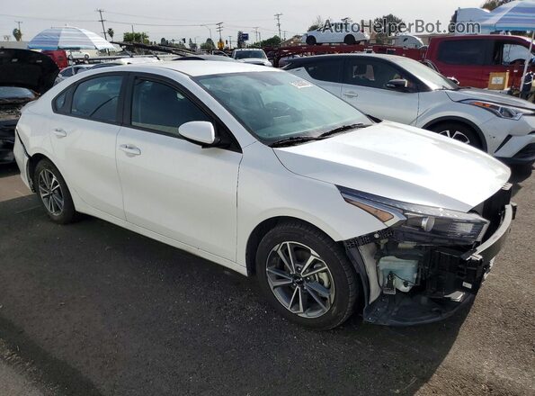 3KPF24AD0PE666936 2023 KIA FORTE White 