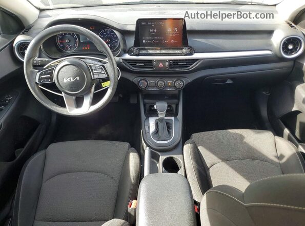 3KPF24AD0PE666936 2023 KIA FORTE White 