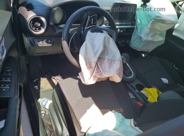 3KPF24AD0PE675460 2023 KIA FORTE White 