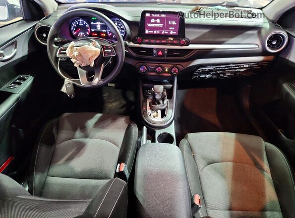 3KPF24AD0RE788506 2024 KIA FORTE Белый 