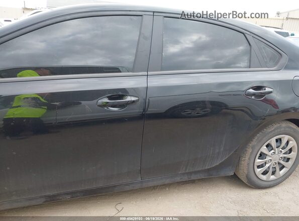 3KPF24AD0RE814327 2024 KIA FORTE Black Սալոնի 360 աստիճան տեսք