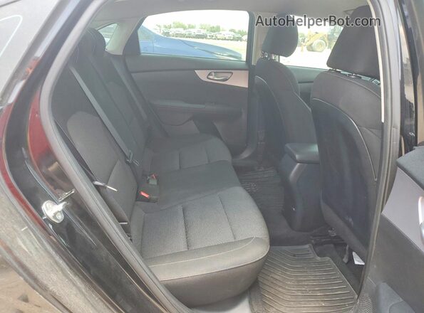 3KPF24AD0RE837672 2024 KIA FORTE Черный Вид задних сидений