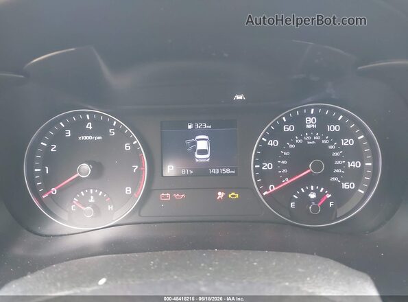 3KPF24AD1LE194823 2020 KIA FORTE Silver Widok tylnych siedzeń