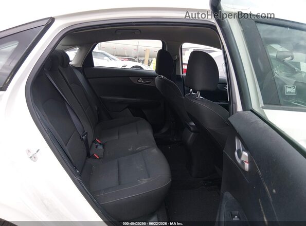 3KPF24AD1LE214357 2020 KIA FORTE White VIN կոդի պիտակի տեսք