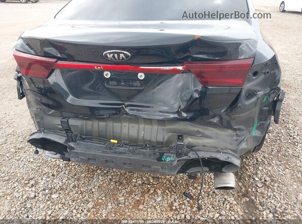 3KPF24AD1ME308773 2021 KIA FORTE Black Front view