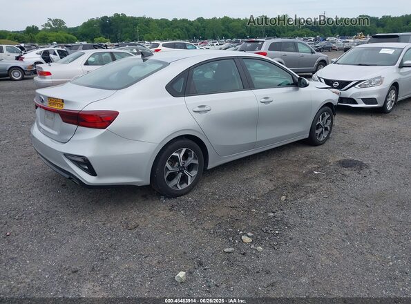 3KPF24AD1ME327288 2021 KIA FORTE Серебряный Задняя правая четверть