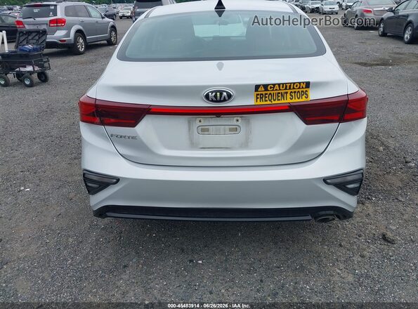 3KPF24AD1ME327288 2021 KIA FORTE Серебряный 