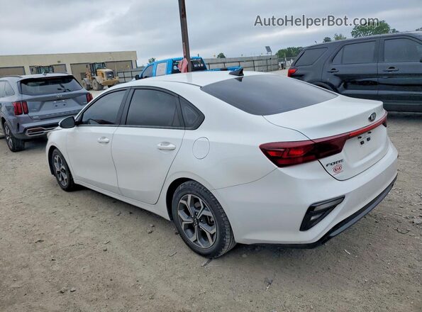 3KPF24AD1ME376393 2021 KIA FORTE White Rear left