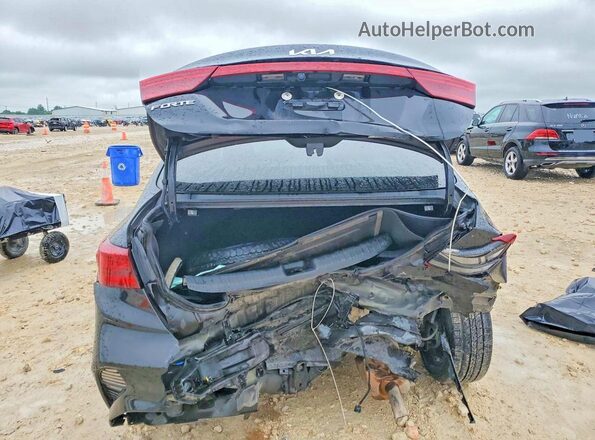 3KPF24AD1NE481436 2022 KIA FORTE Black Widok z tyłu