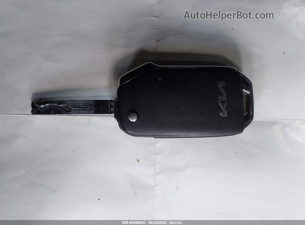 3KPF24AD1PE551052 2023 KIA FORTE White Widok deski rozdzielczej