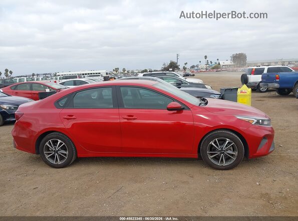 3KPF24AD1PE553495 2023 KIA FORTE Red Rear interior view