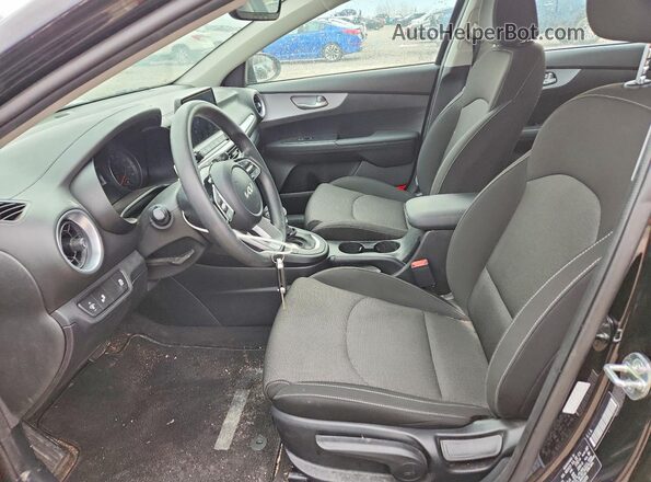 3KPF24AD1PE682059 2023 KIA FORTE Black Front interior view