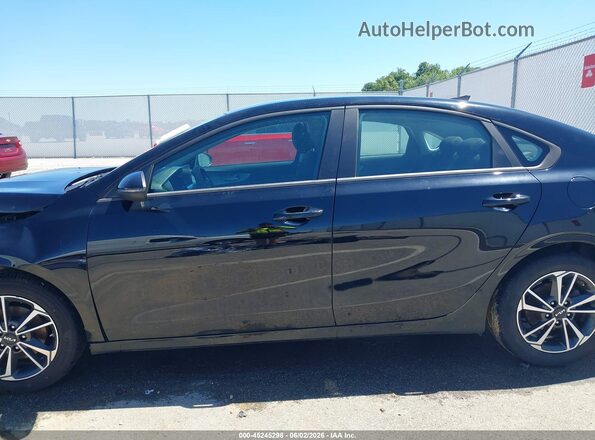 3KPF24AD1RE699432 2024 KIA FORTE Black Սալոնի 360 աստիճան տեսք