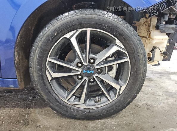 3KPF24AD1RE743879 2024 KIA FORTE Blue 